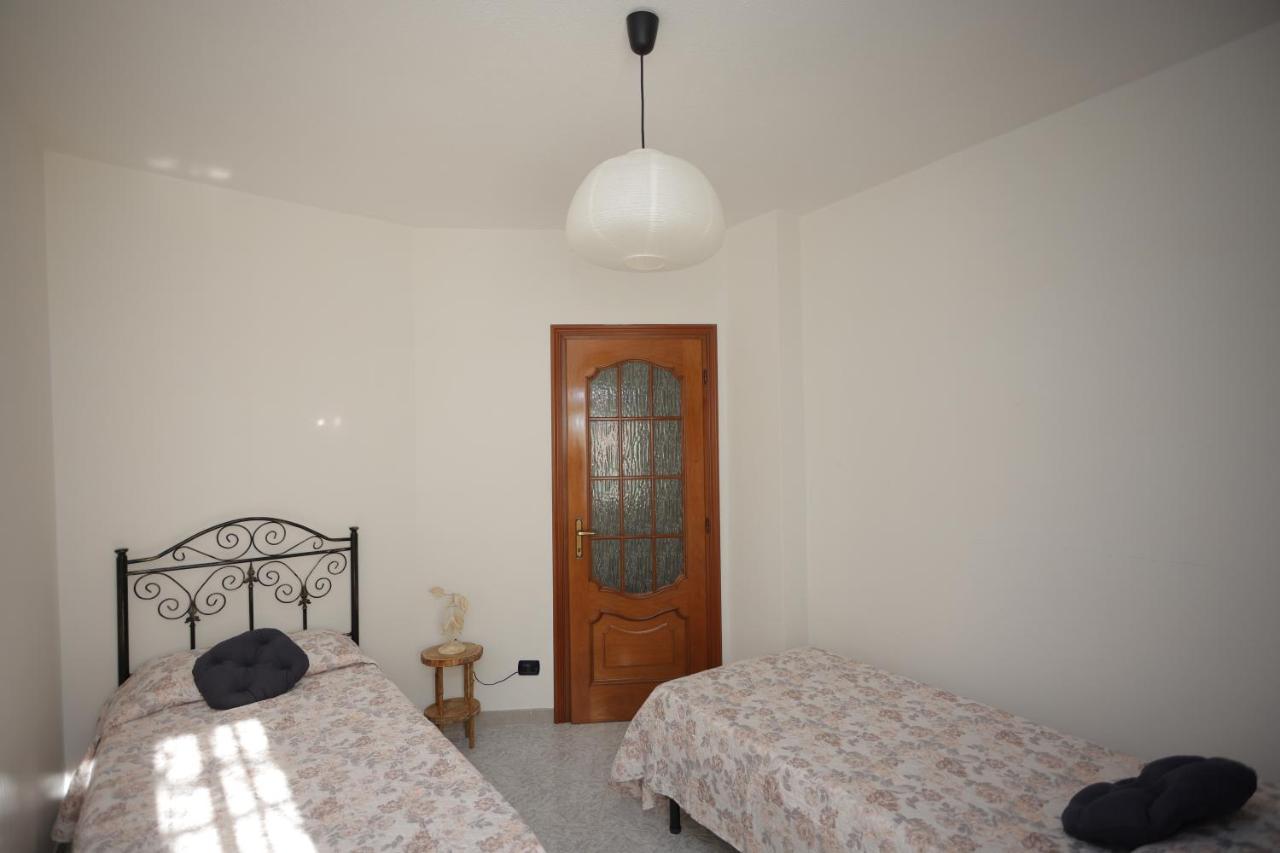La Casa Col Portico Apartment Leivi Luaran gambar