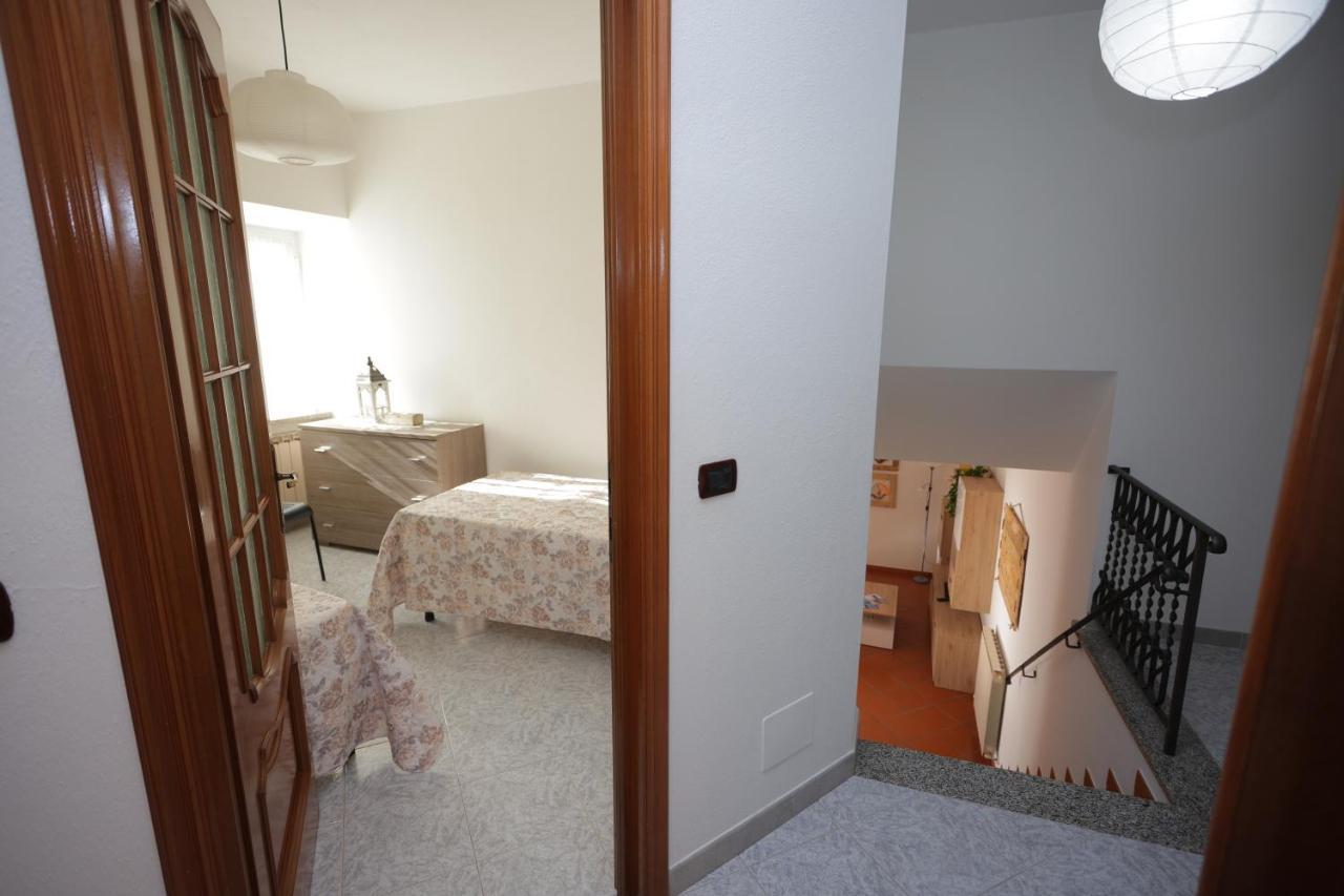 La Casa Col Portico Apartment Leivi Luaran gambar