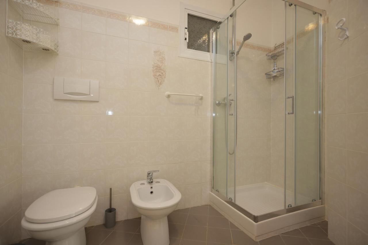 La Casa Col Portico Apartment Leivi Luaran gambar