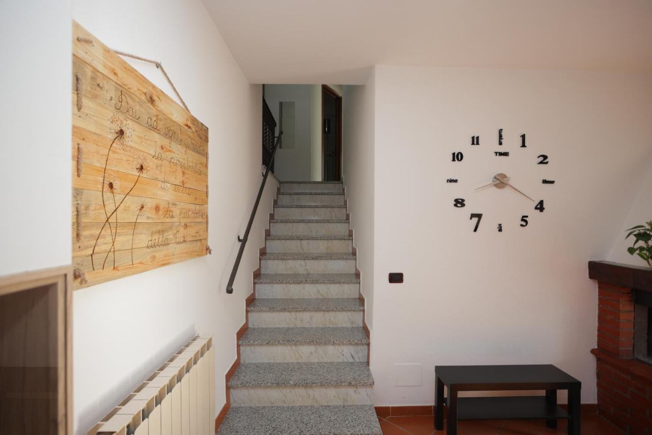 La Casa Col Portico Apartment Leivi Luaran gambar