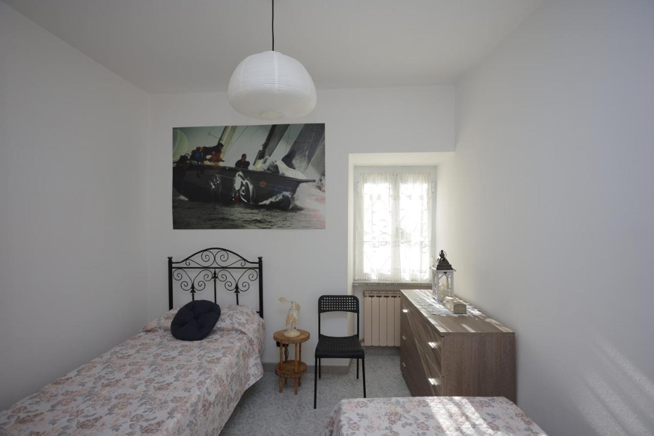 La Casa Col Portico Apartment Leivi Luaran gambar